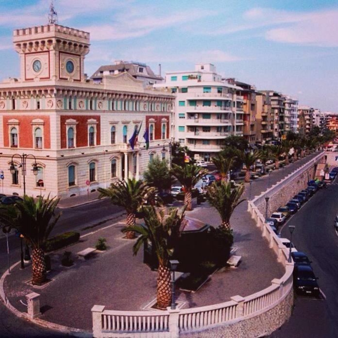 Bnb The Station Nettuno Buitenkant foto